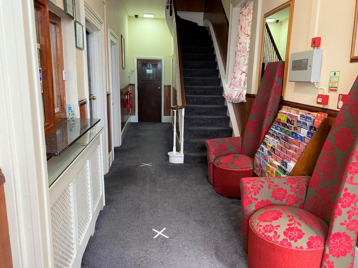 Lampton Guest House Hounslow Exterior photo