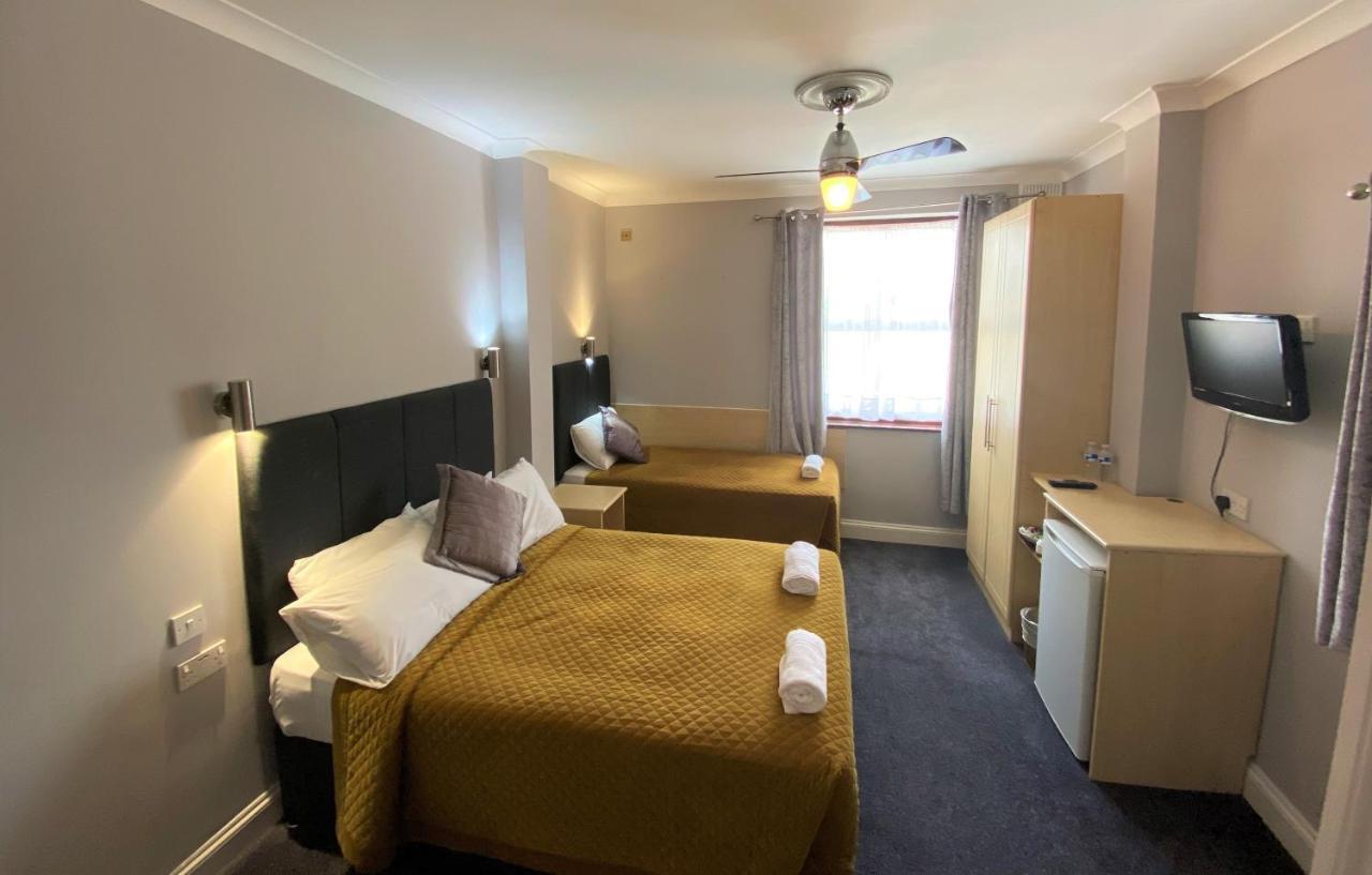 Lampton Guest House Hounslow Exterior photo